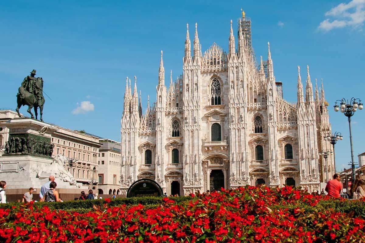 E.g. House * Milano